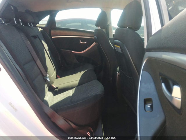 Hyundai ELANTRA GT 2015 KMHD35LH3FU247534 Image 9