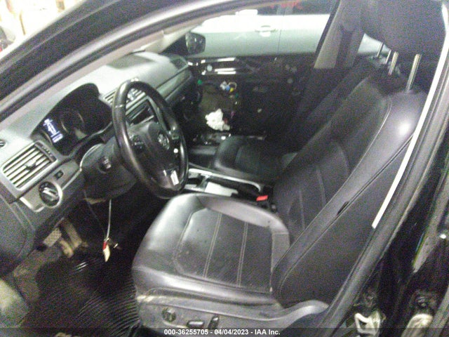 1VWBV7A3XFC051294 Volkswagen Passat 2.0l Tdi Se W/sunroof