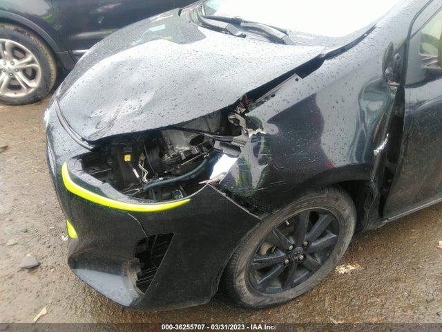 Toyota Prius C One/two/three/four 2016 JTDKDTB36G1116913 Image 7