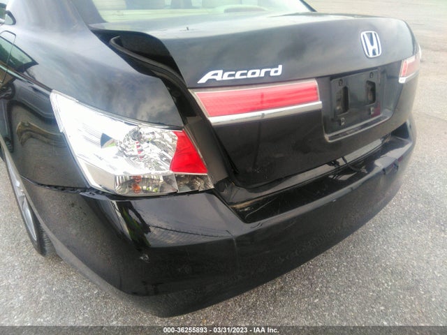 2011 HONDA ACCORD SDN EX-L VIN: 1HGCP2F89BA005469