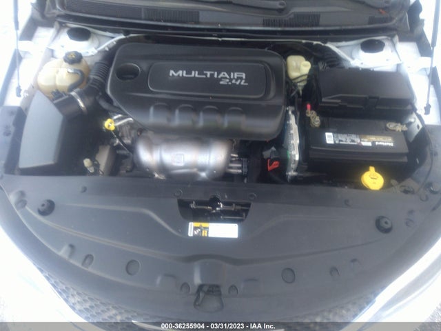 Chrysler 200 Limited 2016 1C3CCCAB5GN120092 Image 10