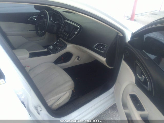Chrysler 200 Limited 2016 1C3CCCAB5GN120092 Image 5