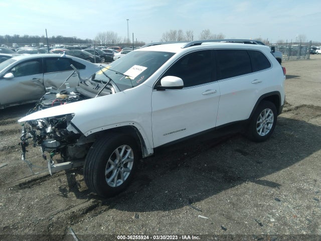 1C4PJMCS3HW615215 Jeep Cherokee Latitude
