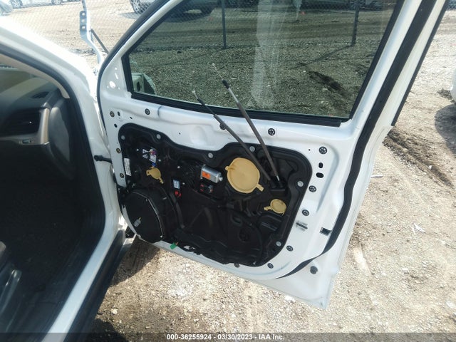 1C4PJMCS3HW615215 Jeep Cherokee Latitude