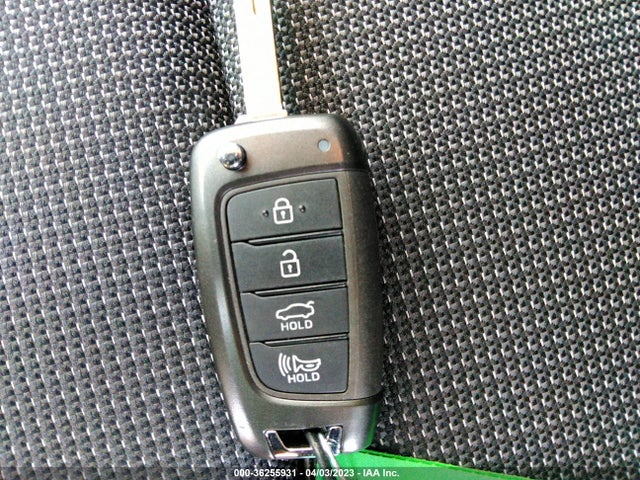 Hyundai ACCENT SE 2022 3KPC24A60NE173906 Image 3