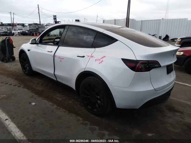 Tesla Model Y Long Range 2022 7SAYGDEE8NF322780 Image 3