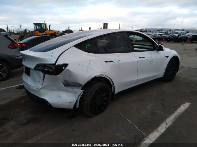 Tesla Model Y Long Range 2022 7SAYGDEE8NF322780 Image 4