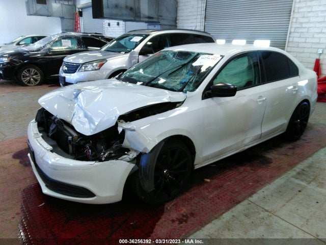 3VW2K7AJ7EM326043 Volkswagen Jetta Sedan S