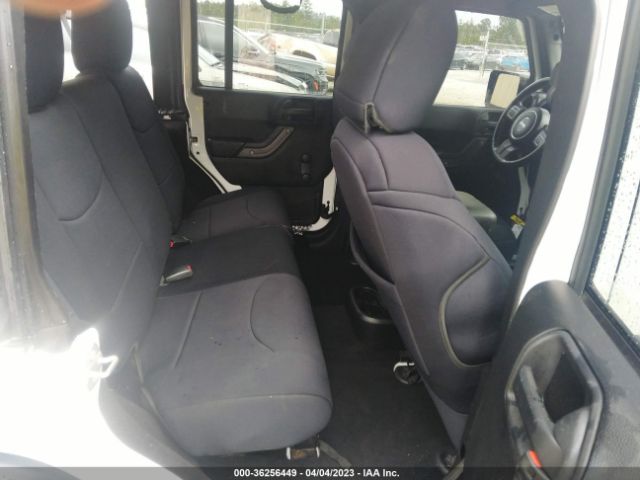 1C4BJWDG5GL145138 Jeep Wrangler Unlimited Sport