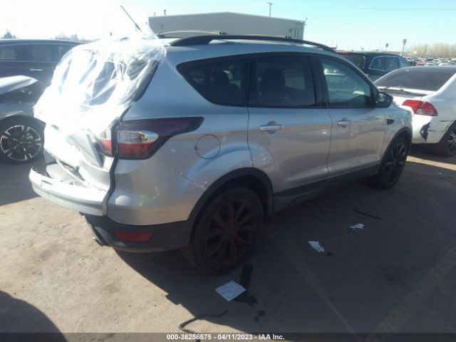 1FMCU9G94HUA50586 Ford ESCAPE SE