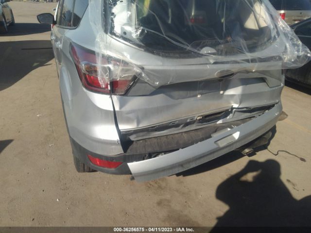 1FMCU9G94HUA50586 Ford ESCAPE SE