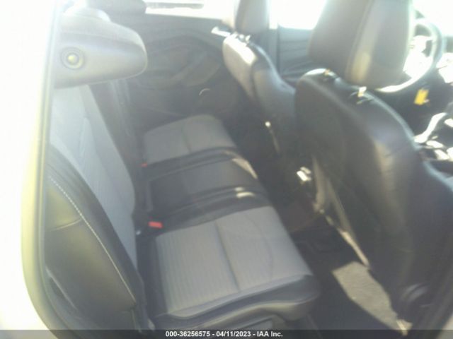 1FMCU9G94HUA50586 Ford ESCAPE SE