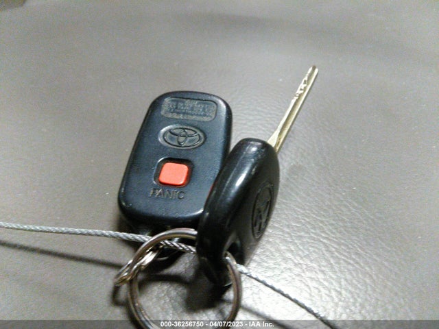 2005 TOYOTA CAMRY LE/SE/XLE VIN: 4T1BE30K85U068619
