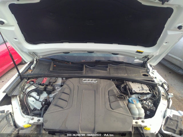 WA1VAAF75HD027111 Audi Q7 Prestige