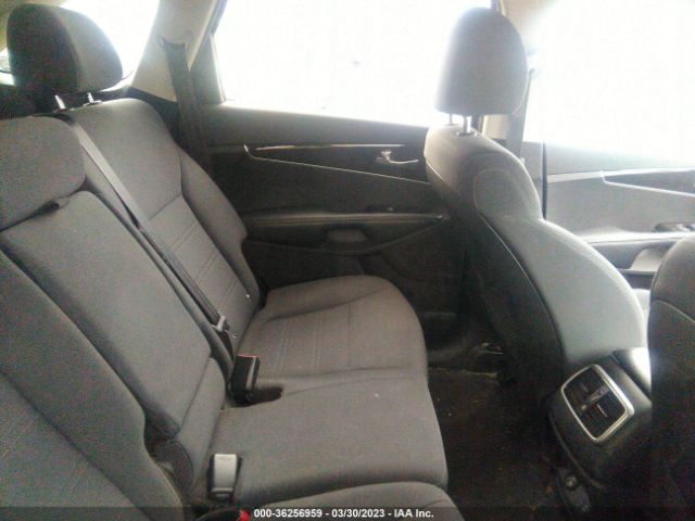 5XYPGDA34KG443453 KIA SORENTO LX