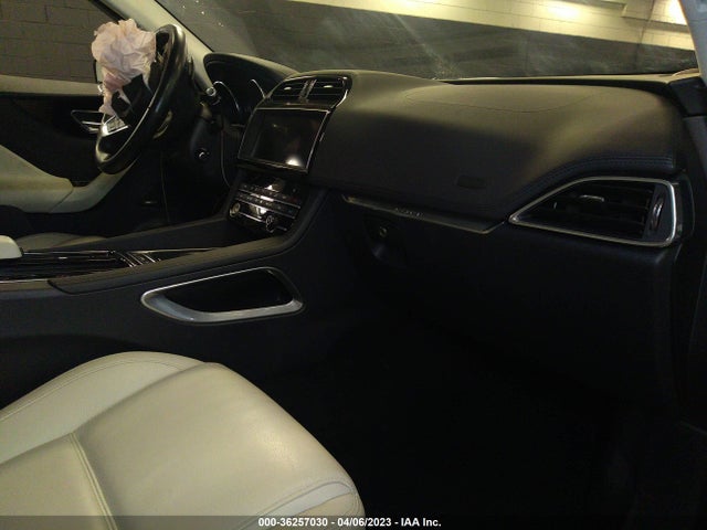 2020 JAGUAR F-PACE SADCK2FX5LA627304 Photo 4
