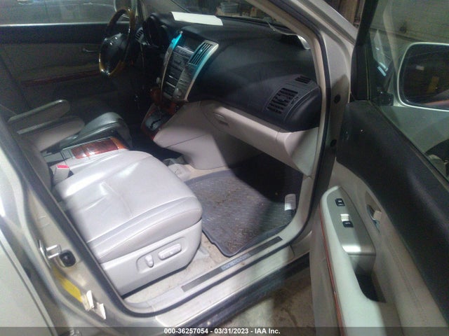 2005 LEXUS RX 330 VIN: 2T2HA31U85C042749