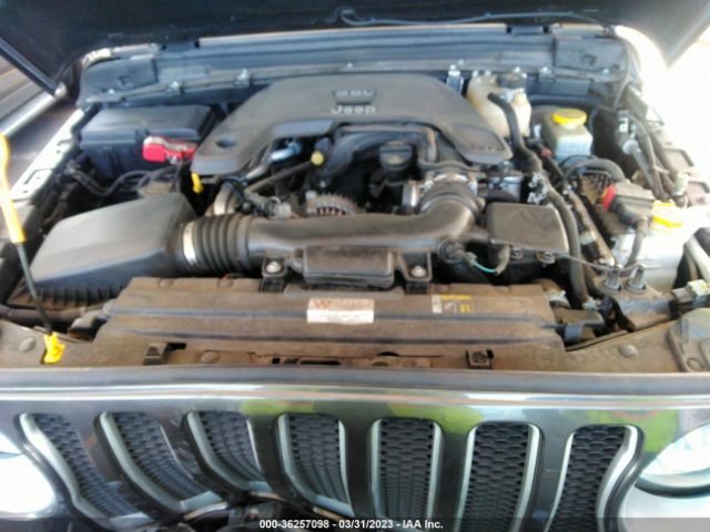 1C4HJXEG5JW322386 Jeep Wrangler Unlimited Sahara