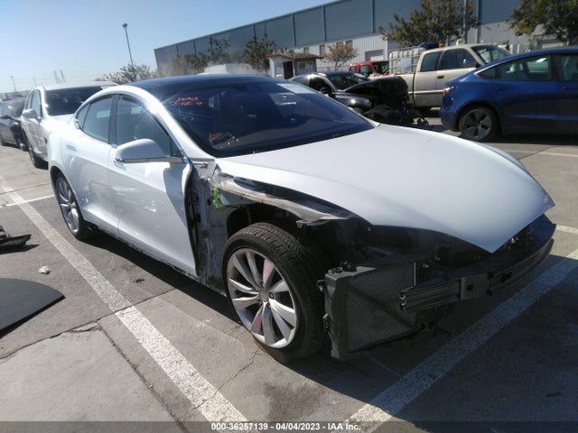 Tesla Model S 90d/70d/75d/60d/85d 2016 5YJSA1E29GF135351 Image 1