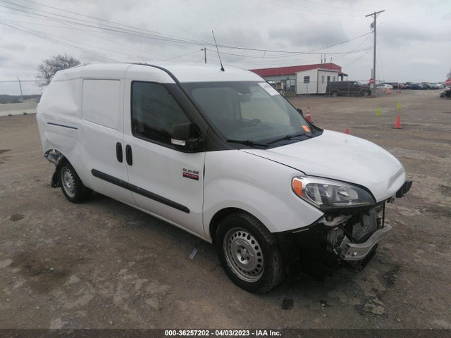 2015 ZFBERFAT2F6198774 main image