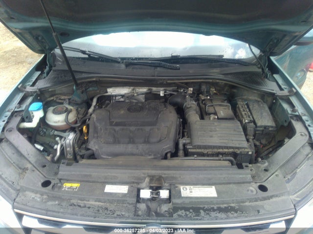 3VV1B7AX8KM200340 Volkswagen TIGUAN S