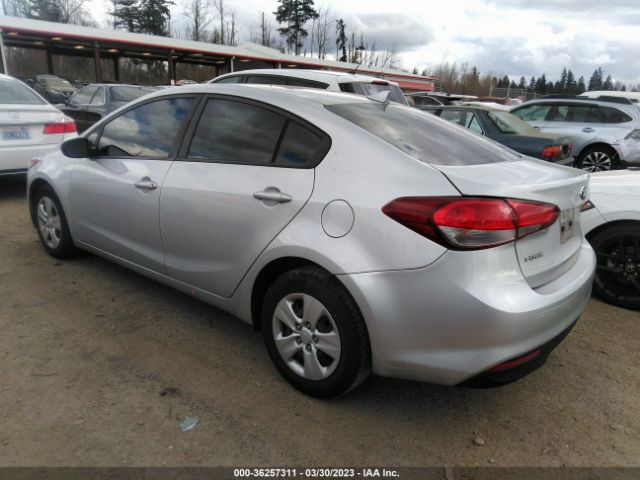 3KPFL4A78HE032962 KIA FORTE LX