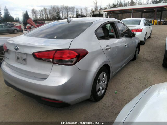 3KPFL4A78HE032962 KIA FORTE LX