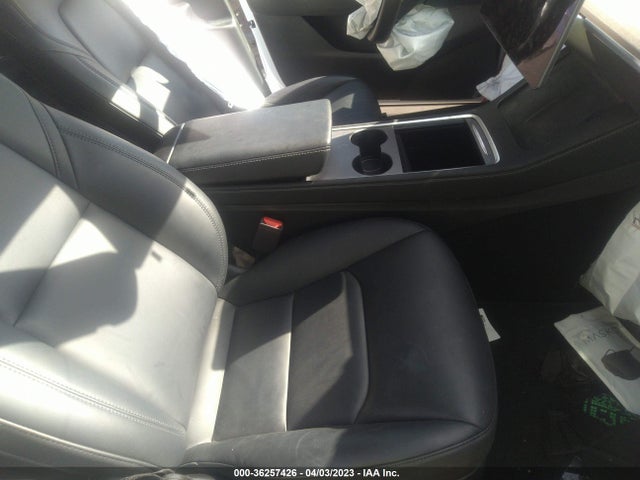 5YJYGDEE5MF283058 Tesla Model Y Long Range