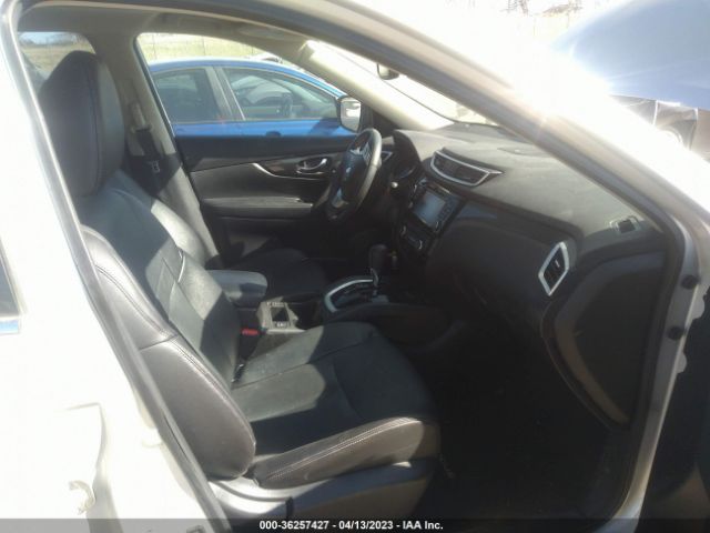 5N1AT2MV6FC895901 Nissan Rogue Sl