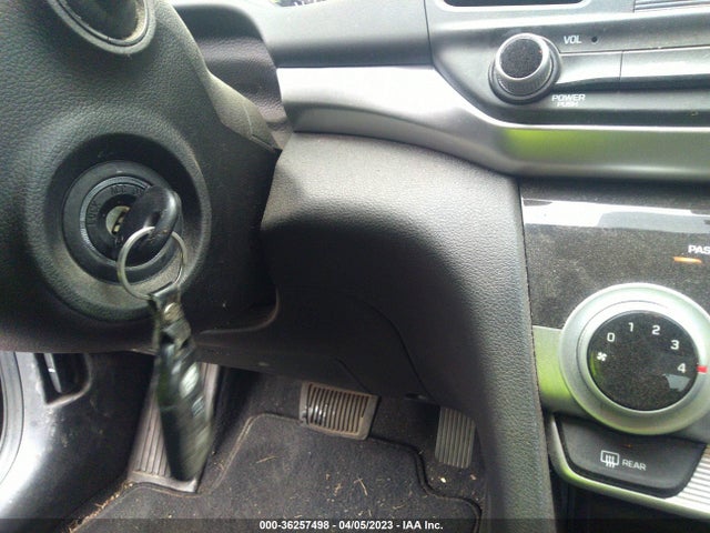 Hyundai ELANTRA SE 2019 5NPD74LF8KH460744 Image 3