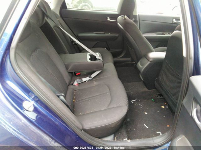 5XXGT4L38KG303824 KIA Optima Lx