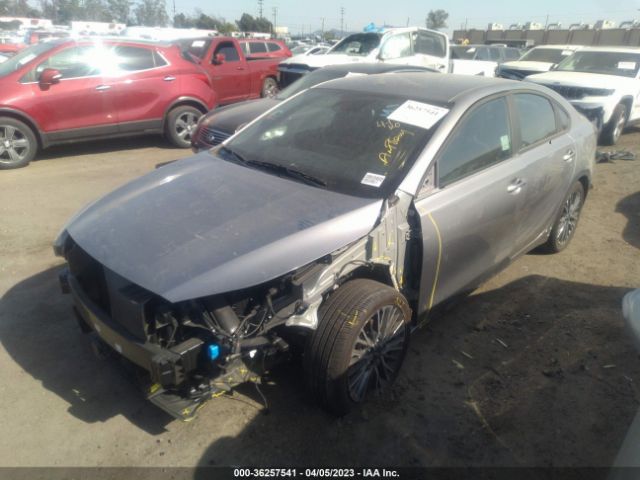 3KPF54AD2PE550676 KIA Forte Gt-line