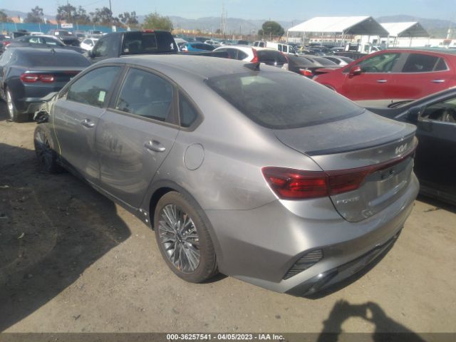 3KPF54AD2PE550676 KIA Forte Gt-line