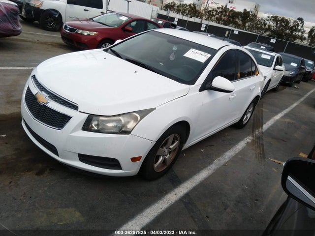 Chevrolet Cruze 1lt 2014 1G1PC5SB2E7260909 Image 2