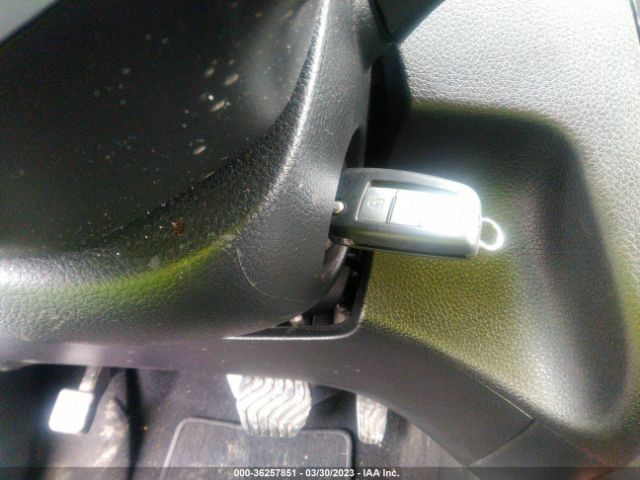 JN1BJ1CPXKW226943 Nissan Rogue Sport S