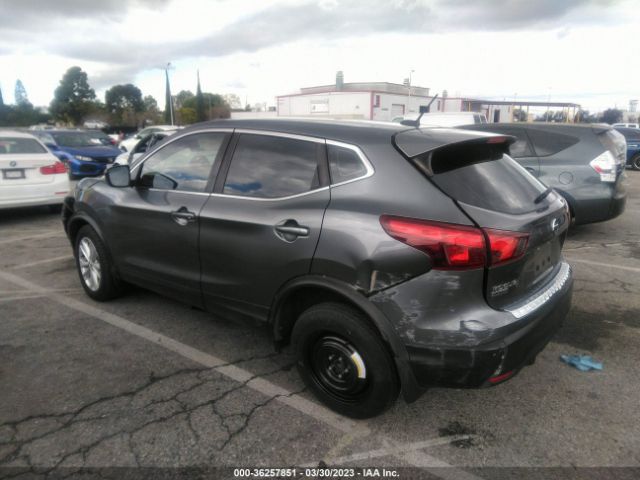 JN1BJ1CPXKW226943 Nissan Rogue Sport S