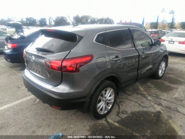 JN1BJ1CPXKW226943 Nissan Rogue Sport S