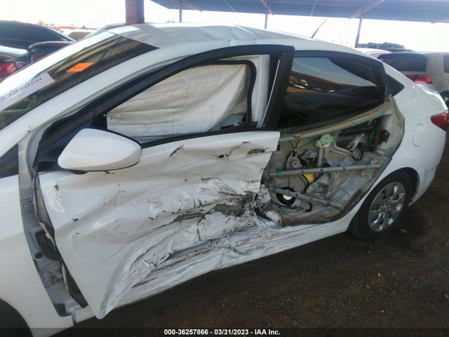 Hyundai ACCENT SE 2016 KMHCT4AE0GU165552 Image 7