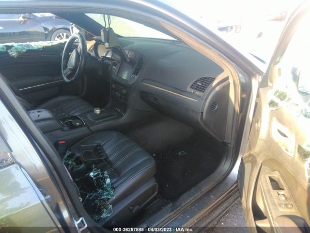 Chrysler 300 2018 2C3CCABG2JH295883 Image 5
