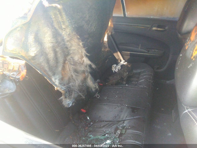 Chrysler 300 2018 2C3CCABG2JH295883 Image 8