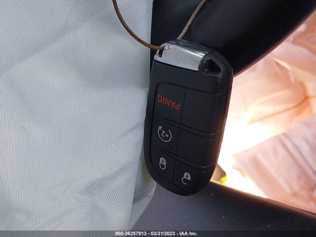 3C4NJCBB8JT318486 Jeep Compass Altitude