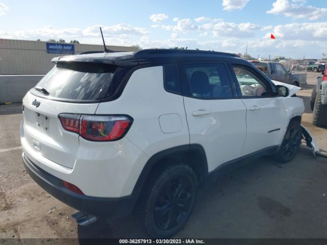 3C4NJCBB8JT318486 Jeep Compass Altitude