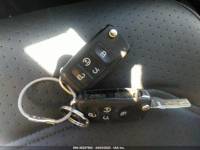 2021 Volkswagen Passat, VIN: 1VWSA7A33MC009137