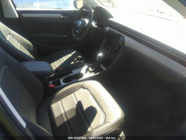 2021 Volkswagen Passat, VIN: 1VWSA7A33MC009137