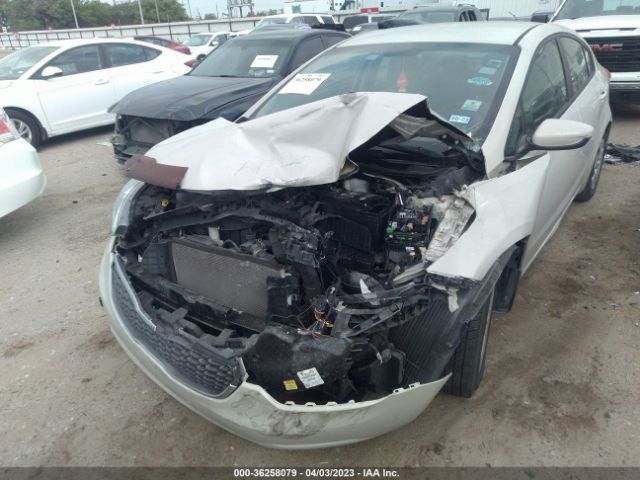 KNAFK4A62F5403890 KIA FORTE LX