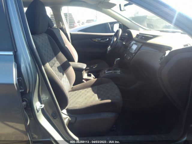 JN1BJ1CP7JW106256 Nissan Rogue Sport Sv