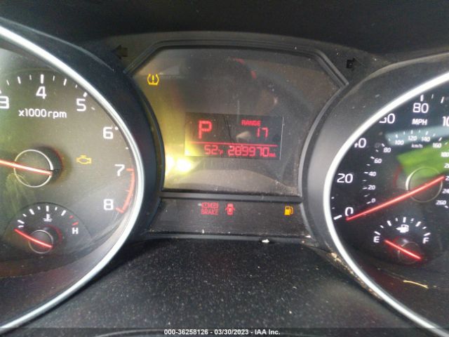KNDMB5C14F6045252 KIA SEDONA LX