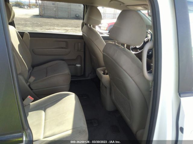 KNDMB5C14F6045252 KIA SEDONA LX