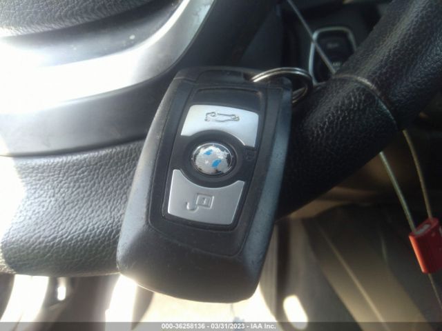 WBA3C1C53FK122699 BMW 3 Series 328i