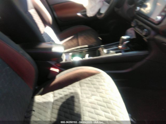 3N1CP5DV3NL475957 Nissan KICKS SR